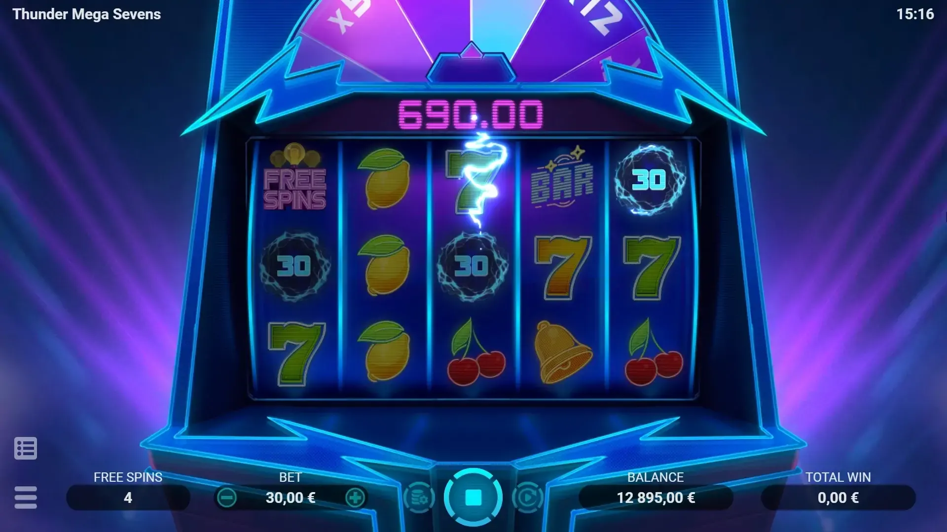 Thunder Mega Sevens slot screenshot 
